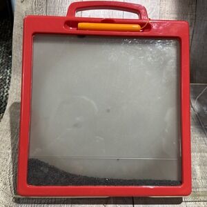 Chuckle & Roar Mess Free Magnetic Drawing‎ Board